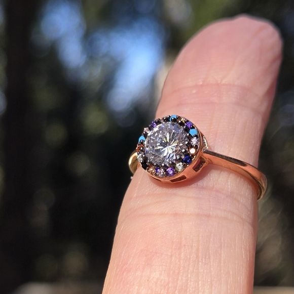 Mixed gemstones surrounding a large white sapphire Sz6 - Picture 5 of 9